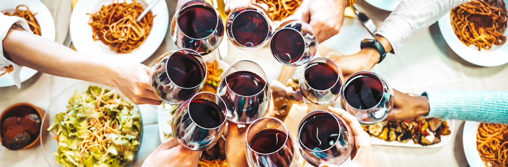 Wijn proeven in stijl: zo creëer je de perfecte sfeer in je keuken