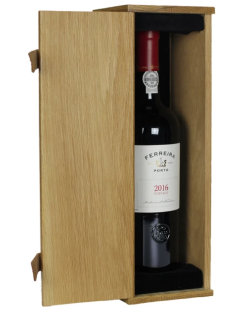 Ferreira Porto Vintage 2016 in luxe houten kist Ferreira Porto Vintage 2016 in luxe houten kist
